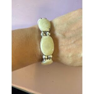 White silver tone Stretch